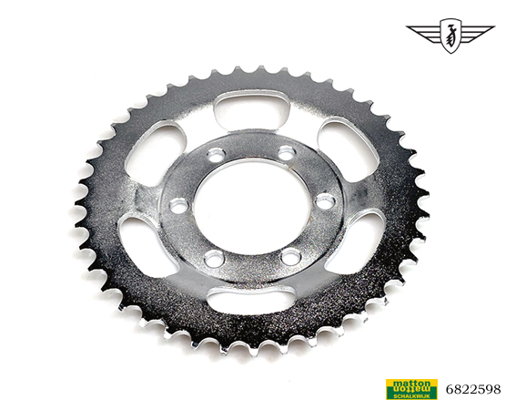 6822598 Chain wheel 45 teeth 3/16 Zundapp